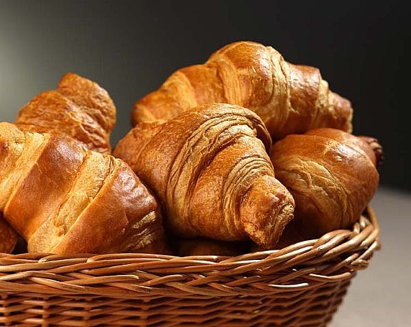 10 lucruri pe care sa nu le faci in Paris_croissante